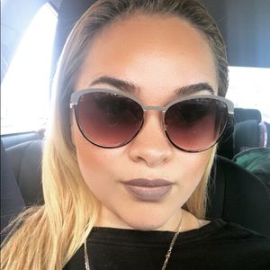 Meet your Posher, Susana